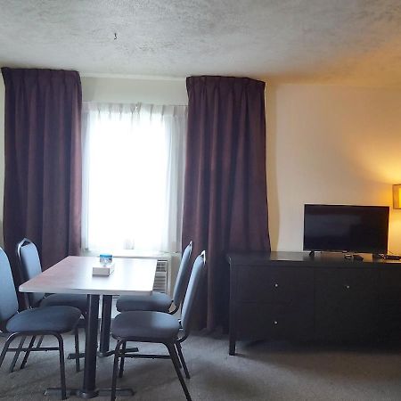 Seely'S Motel Shediac Exterior photo