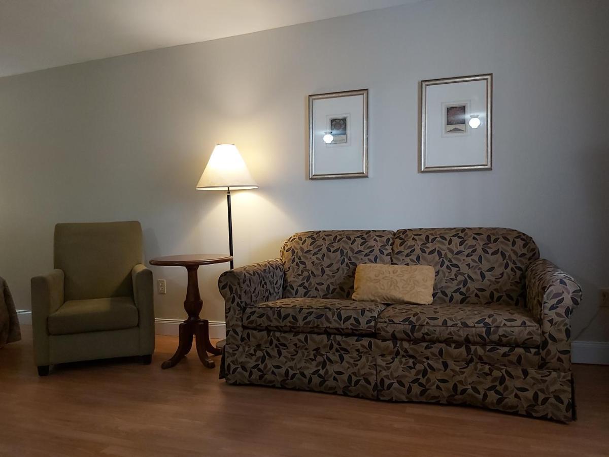Seely'S Motel Shediac Exterior photo