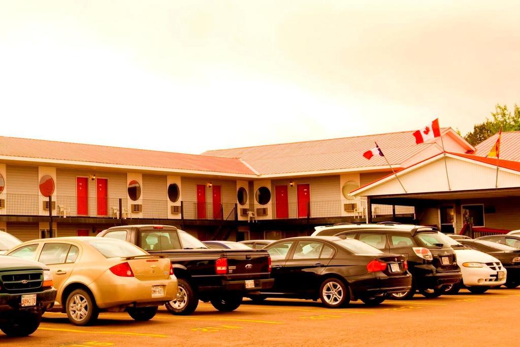 Seely'S Motel Shediac Exterior photo