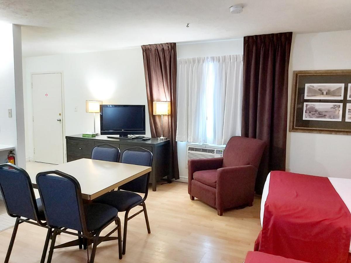 Seely'S Motel Shediac Exterior photo